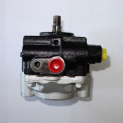 Power steering pump TOYOTA 4432026180