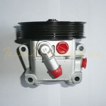 0Pompe de direction assistée FORD 4M513A696AC