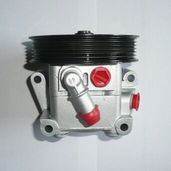 0Pompe de direction assistée FORD 4M513A696AC