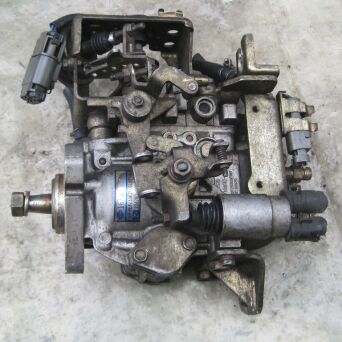 Pompe d'injection ZEXEL 104640-2226