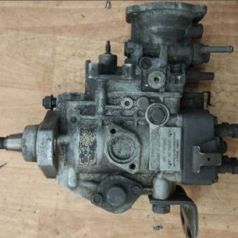 Pompa di iniezione ZEXEL 104640-8090 VE4/9F2100RNP649