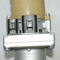 Pompe de direction assistée  MAZDA 068101064 