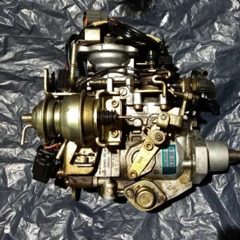 Pompe d'injection ZEXEL 104640-0820 VE4/10F2150LNP1493