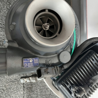 BorgWarner Turbocharger CASE 5802084424