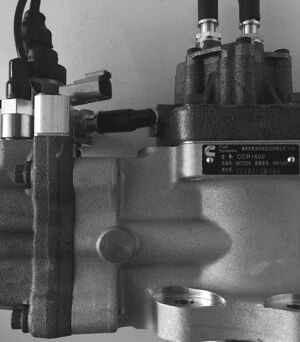 NEUF Injecteur CUMMINS 3973228 6745711170 4921431 4903462 4954200 3973228  6745-71-1170 6745711170 87351412 84493585 4954200 4954200NX 4954200RX 4935674RX 4935674NX 2897500 2897500NX 2897500RX 4088643 4086604 4921434 4902731 4903462 4921431 4921431NX 